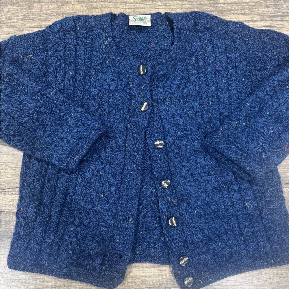 Carraig Donn 100% Merino wool cable knit cardigan medium